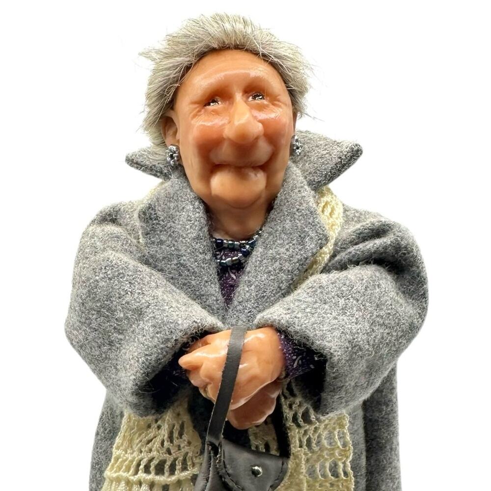 Vintage 2000 Richard Simmons Nana's Family Aunt Della Mae 8.5 inch Resin Doll - Picture 5 of 16